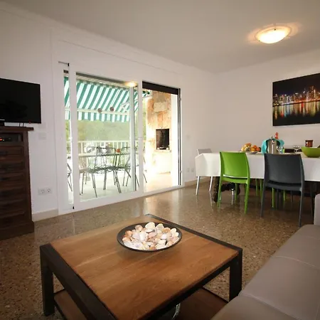 Global Immo 4073 El Corsario Apartment *